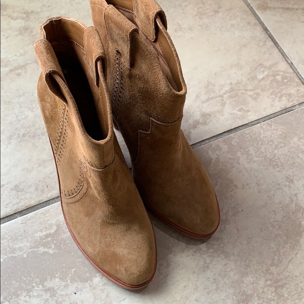 Joie boots
